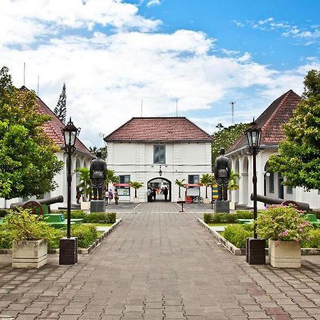 Mitra Hotel Jogjacarta Exterior foto
